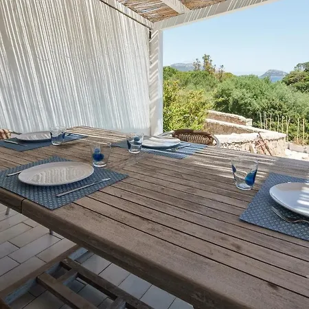 Welcomely - Villa Aranzos Apartamento Olbia